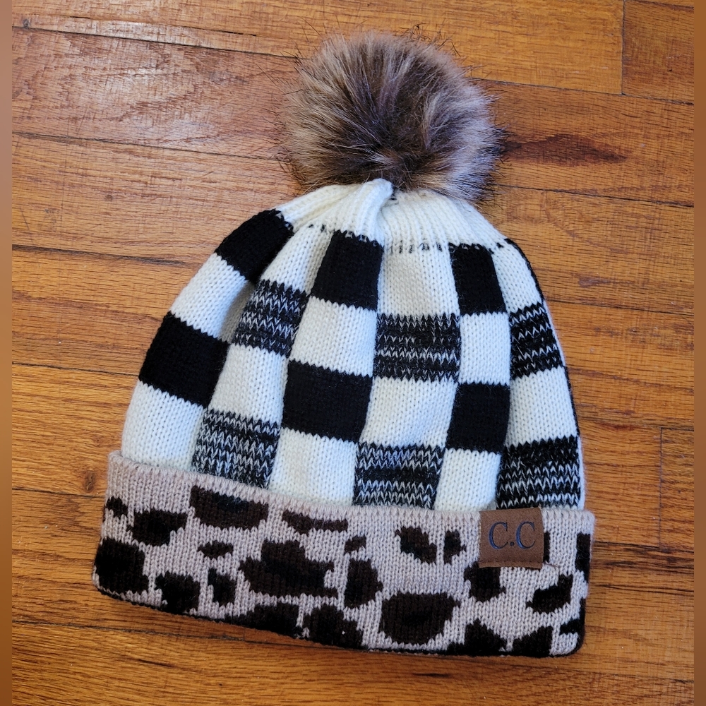 Buffalo plad and cheetah print C.C. beanie.
